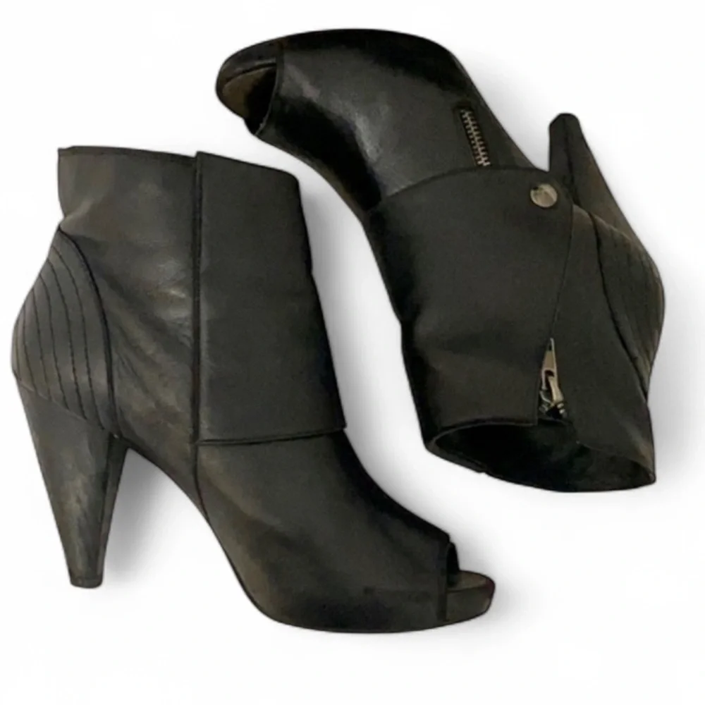 Authentic Joie black leather open toe ankle boots sz 7 Euro 37